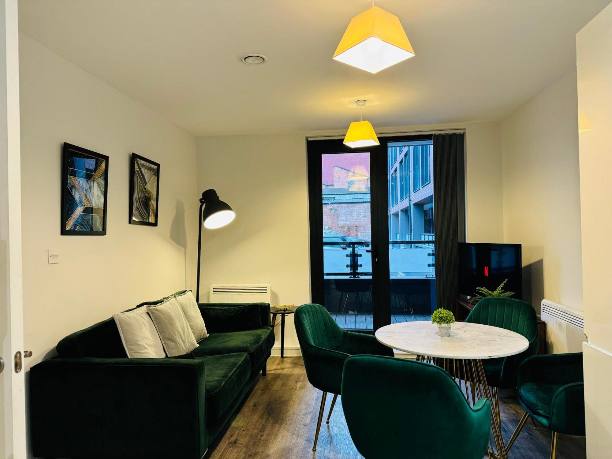 Luxury 2br Prime Location Apartment